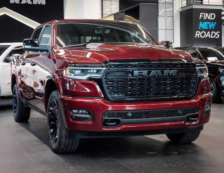 Dodge RAM 12