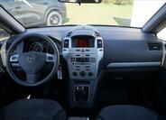 Opel Zafira 8