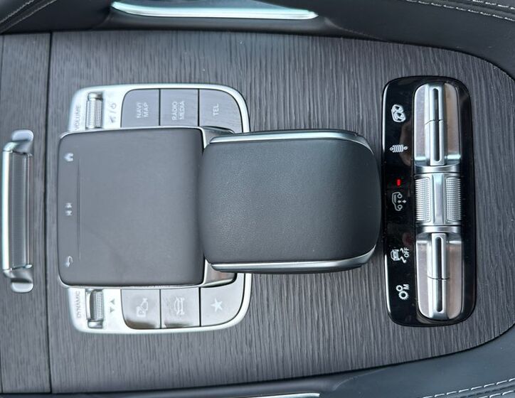 Mercedes-Benz GLE 16
