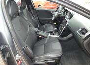 Volvo V40 10
