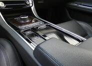 Jaguar XF 6