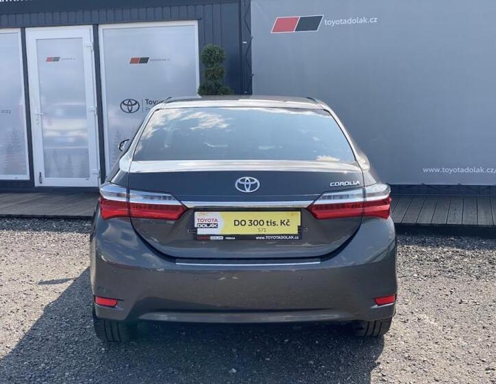Toyota Corolla 6