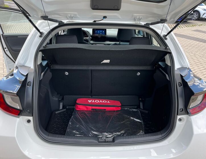 Toyota Yaris 26