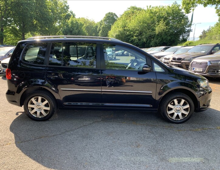 Volkswagen Touran 4