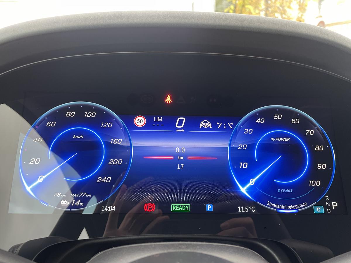 Mercedes-Benz EQS