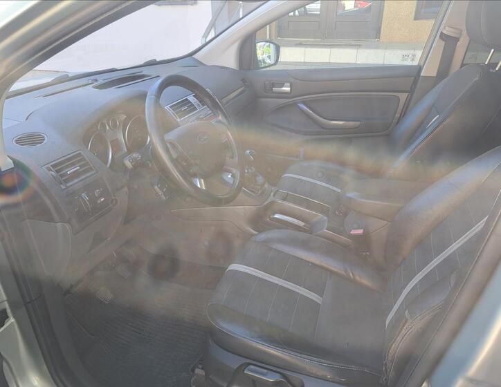 Ford Kuga 17