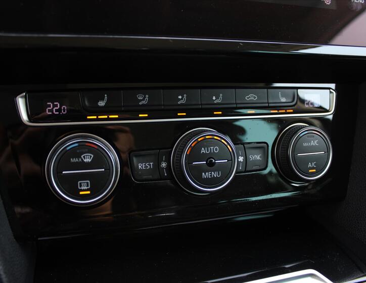 Volkswagen Passat 22