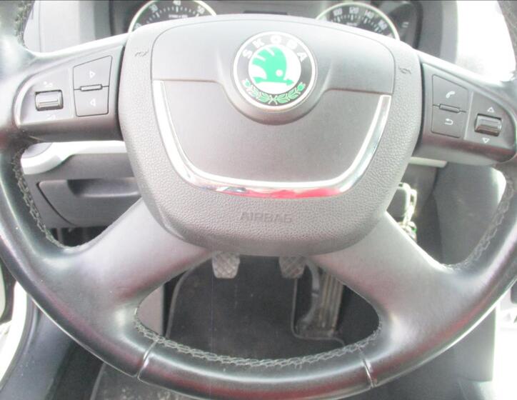 Škoda Octavia 16