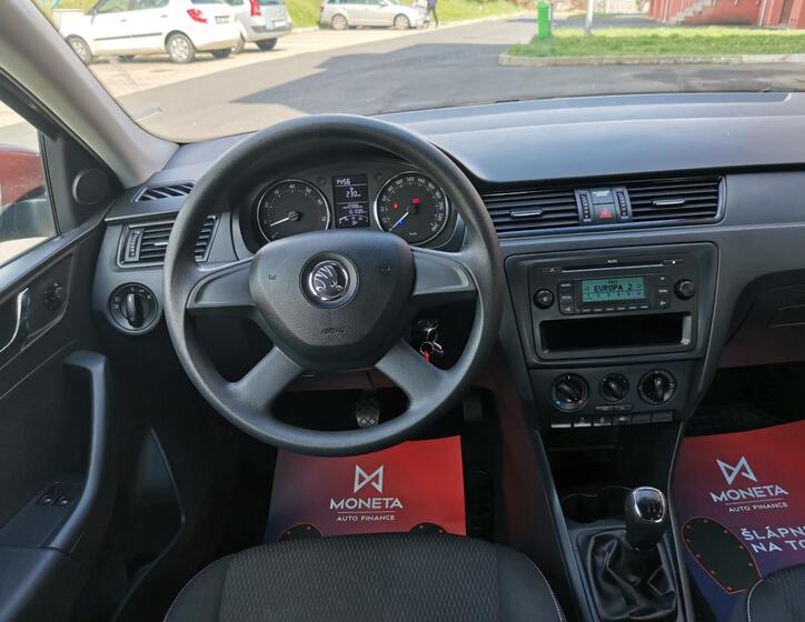 Škoda Rapid 12