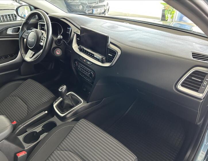 KIA Ceed 9