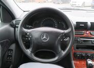 Mercedes-Benz Třídy C 9