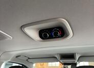 Ford Tourneo Custom 23