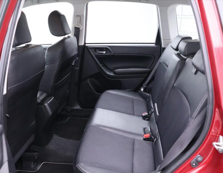 Subaru Forester 15