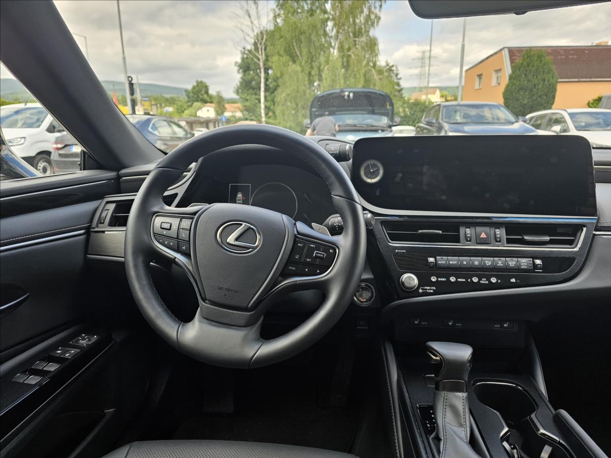Lexus ES 300h