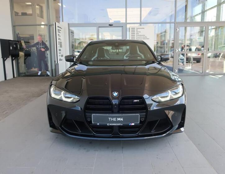 BMW M4 2