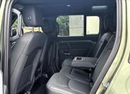 Land Rover Defender 29