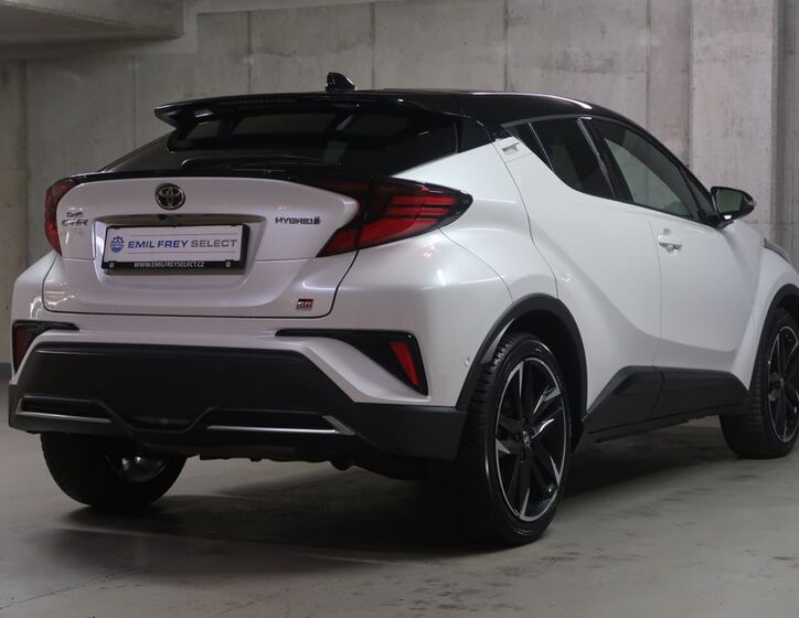 Toyota C-HR 5