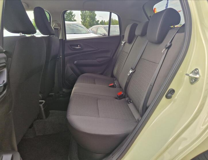 Suzuki Swift 13