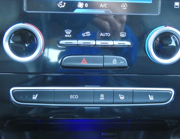 Renault Koleos 9