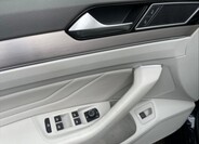 Volkswagen Passat 11