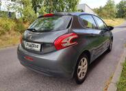 Peugeot 208 5