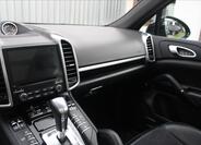 Porsche Cayenne 28