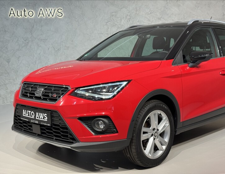 Seat Arona 4