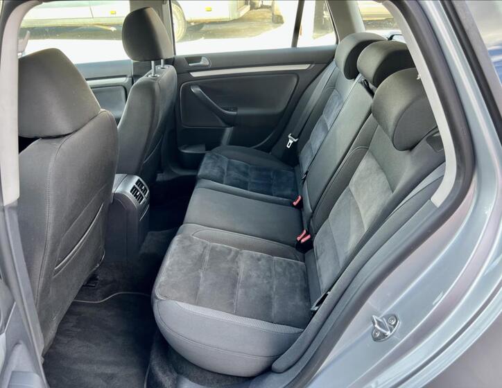 Volkswagen Golf 13