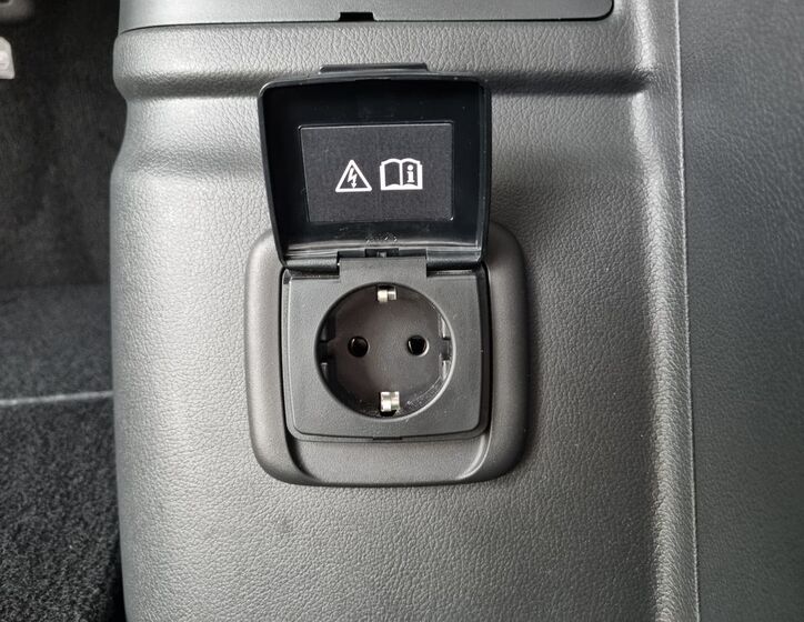 Mitsubishi Outlander 24