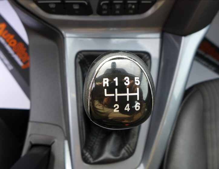 Ford Focus 25