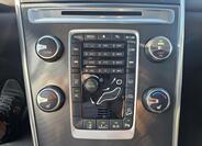 Volvo XC60 30