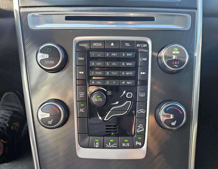 Volvo XC60 30