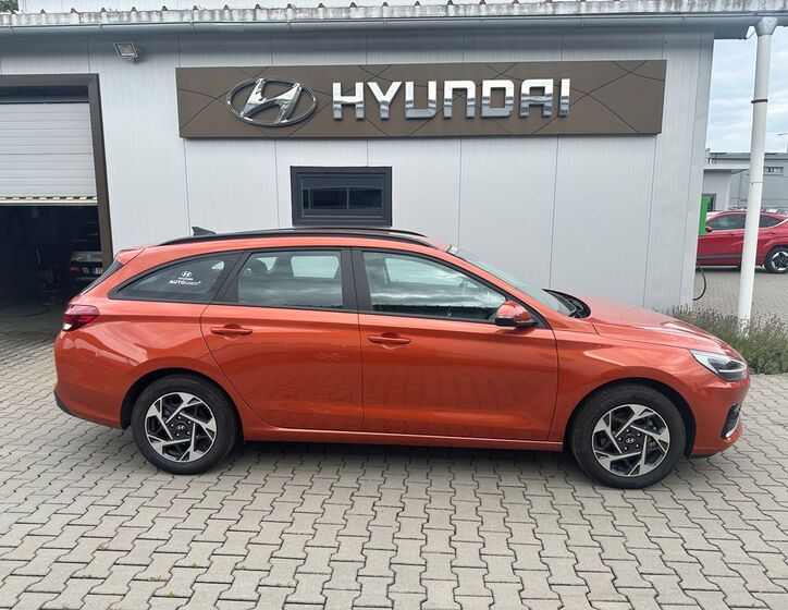 Hyundai i30 4