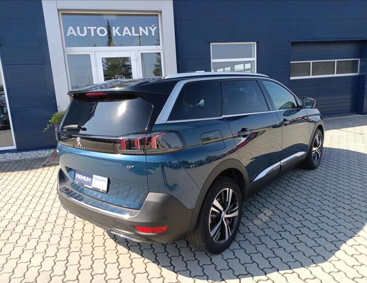 Peugeot 5008 4