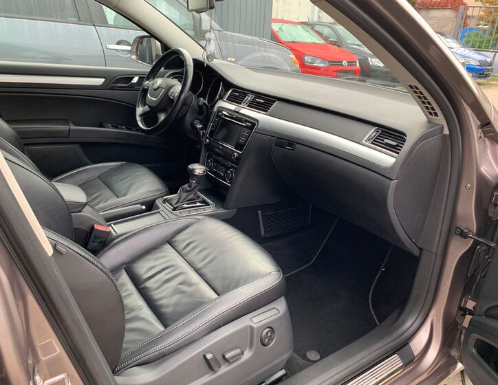 Škoda Superb 20