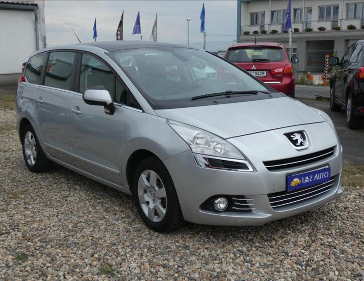 Peugeot 5008 3