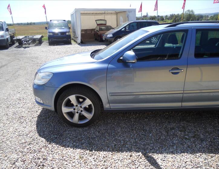 Škoda Octavia 10