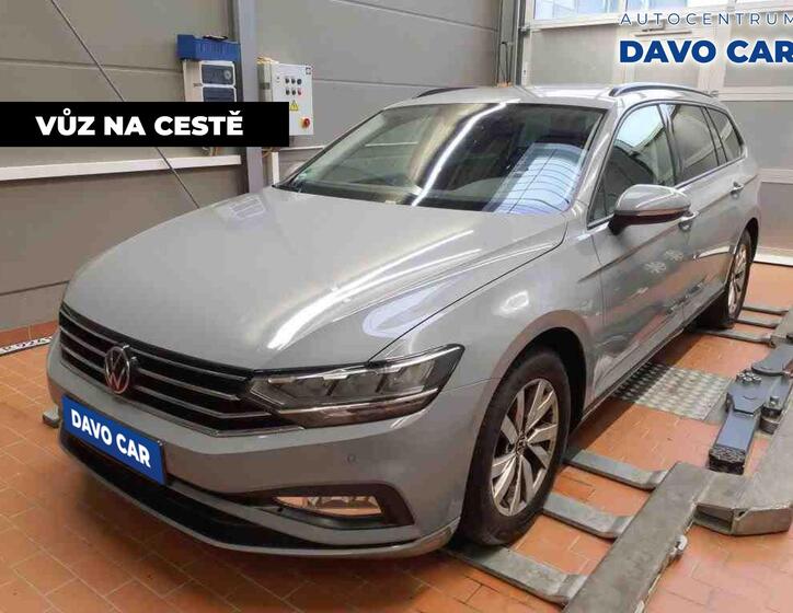 Volkswagen Passat 1