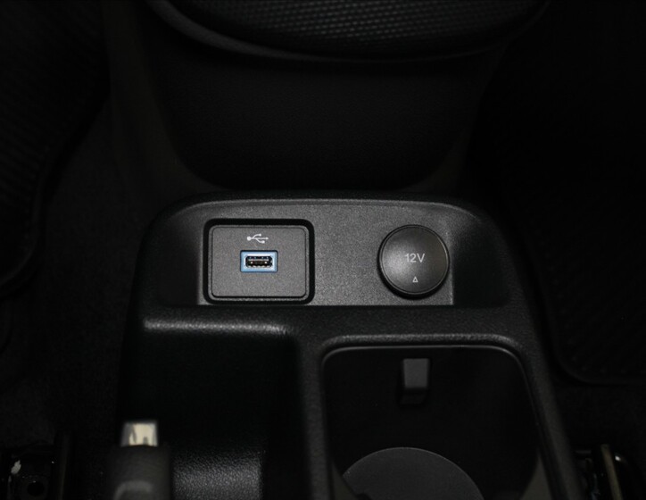 Ford Transit Connect 13