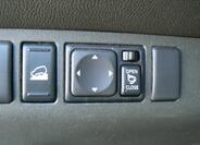 Nissan Pathfinder 27