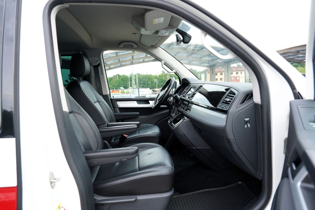 Volkswagen Caravelle