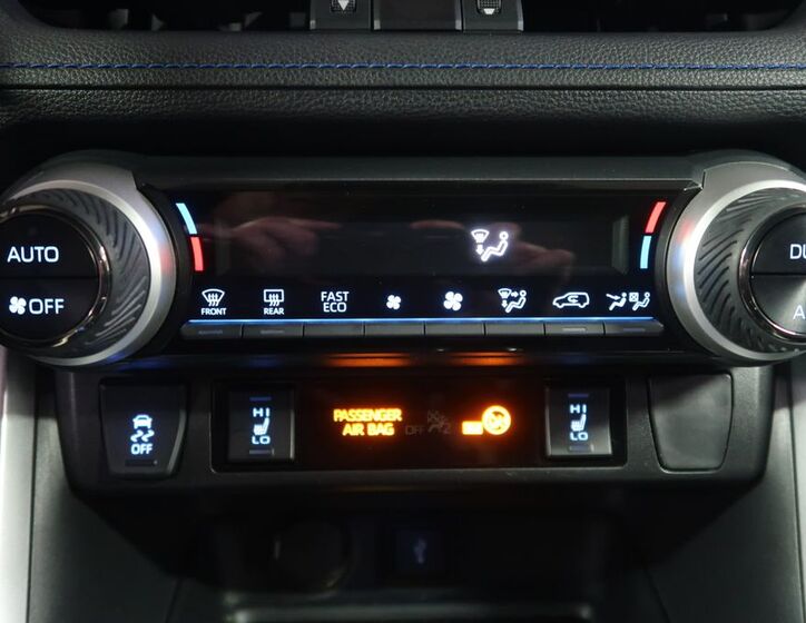 Toyota RAV4 19