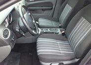 Ford Focus 13