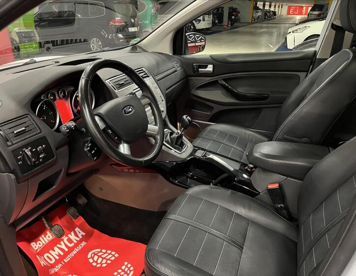 Ford Kuga 12