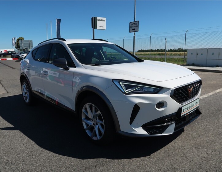 Cupra Formentor 9