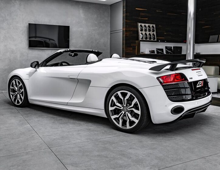 Audi R8 9