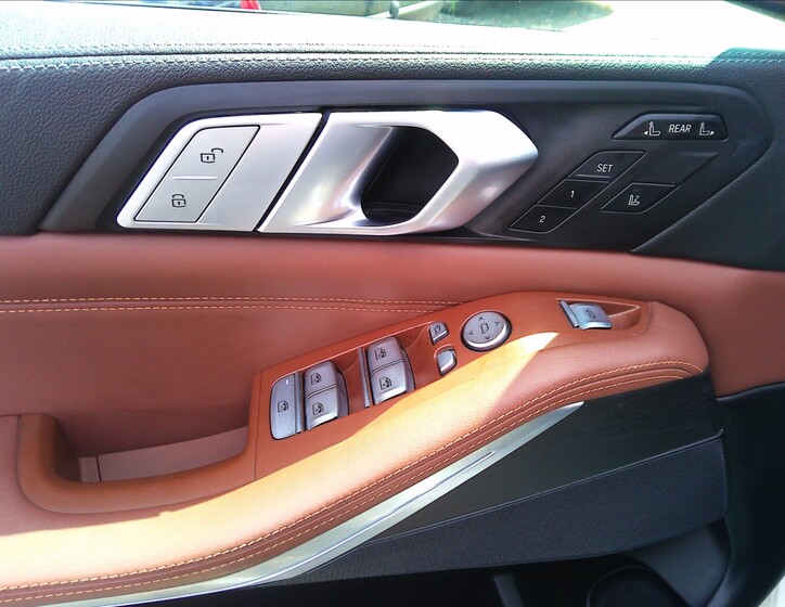 BMW X7 20