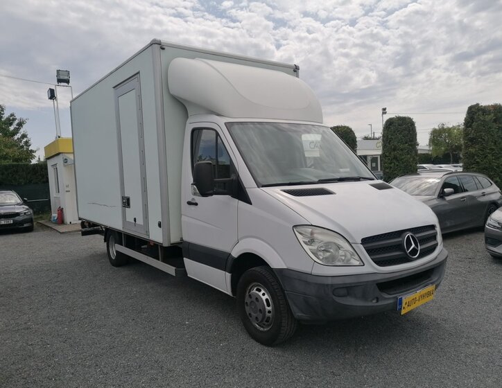 Mercedes-Benz Sprinter 2