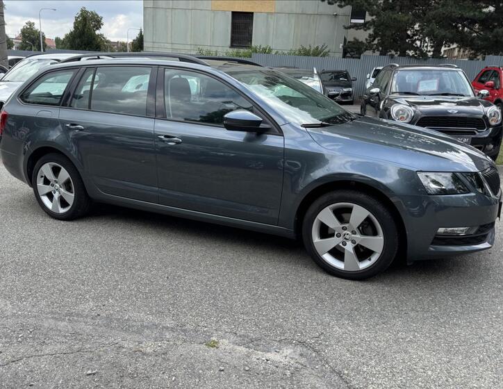 Škoda Octavia 14