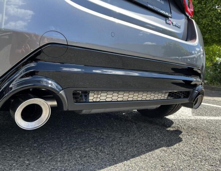 Toyota GR Yaris 29